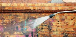 Minnesota Governor's Mansion Vandalism Fuels Controversy Over Walz's Leadership