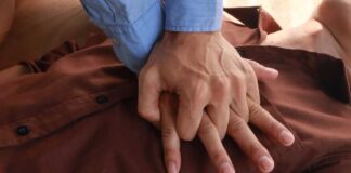 Quick-Thinking Students and Trainer Rescue Teacher in Medical Emergency at School