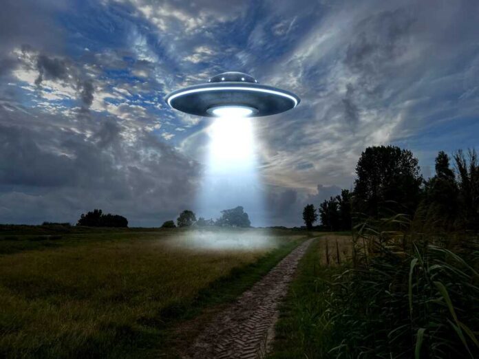 2425729577 featured image CIA Killed the Real UFO Story Decades Ago