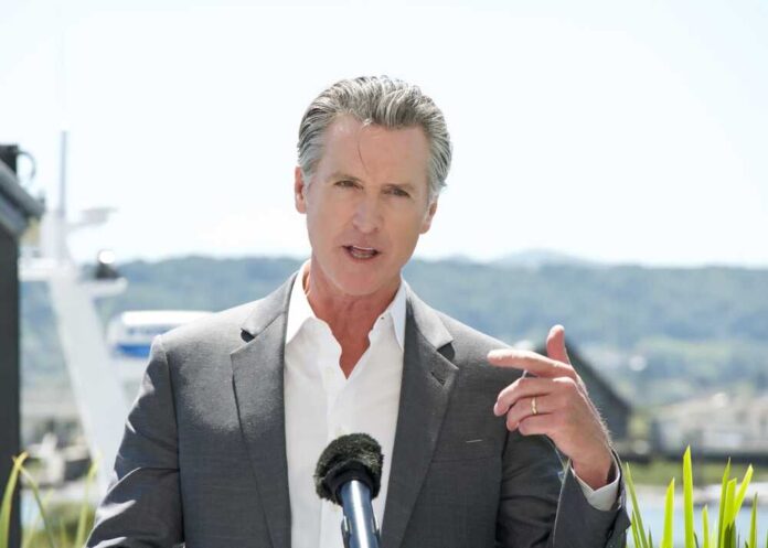 Shock Immigration Move — Governors Could Be Jailed