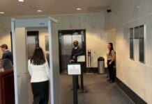 Elon Musk, Sam Altman arrive in court for Musk's lawsuit against OpenAI in Oakland, California